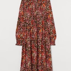 NWT H&M MAMA Ruffled Collar floral Dress